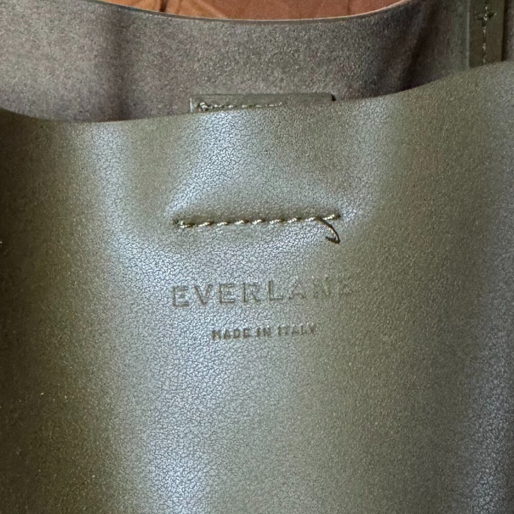 Everlane The Luxe Italian Leather Tote | Beech Color - Picture 6 of 7